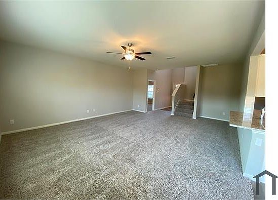5th image of 205 Emma Dr