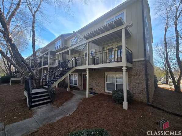 490 Barnett Shoals Road #821, Athens, GA 30605