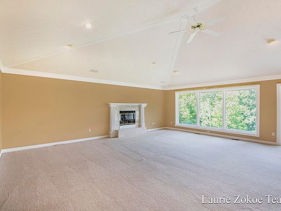 5th image of 2359 Westwinde St NW