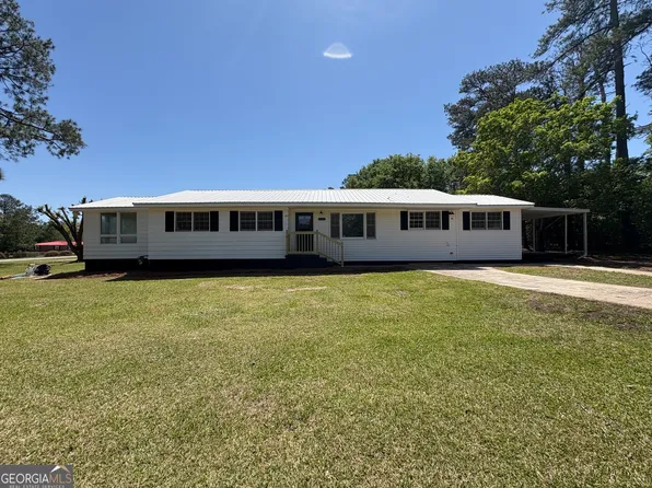 586 State Highway 96 E, Forsyth, GA 31044