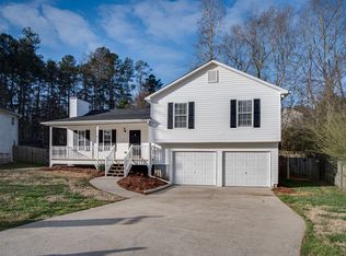 111 Ivy Brook Dr, Dallas, GA 30157