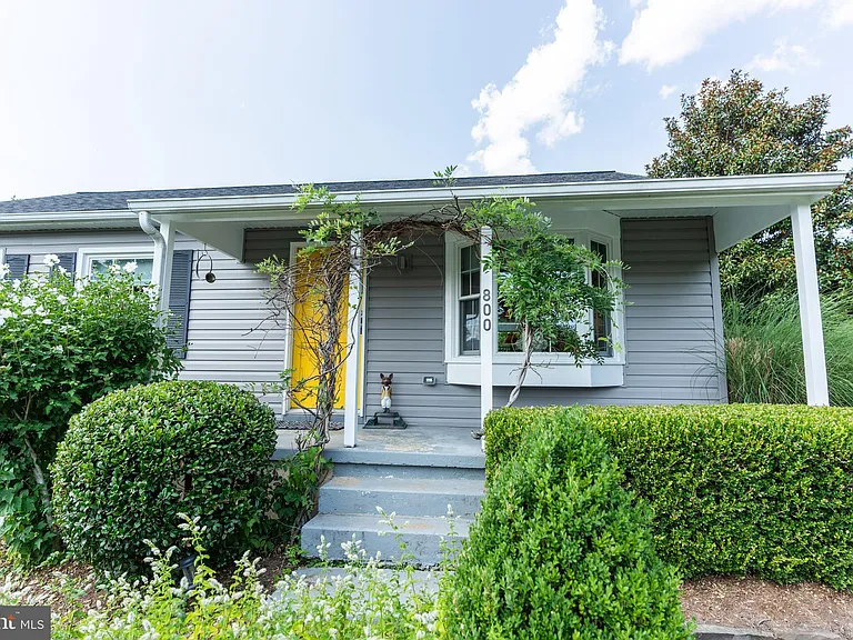 800 Blue Ridge Ave — Photo 18
