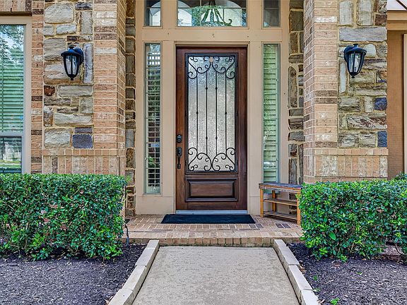 4th image of 9218 Delacorte Ln
