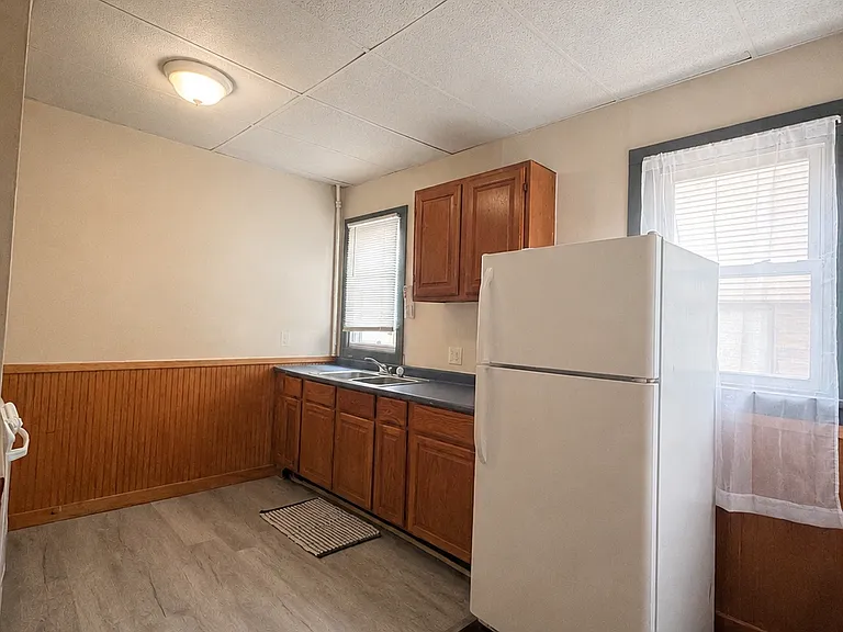 52 Reed St #3 — Photo 6