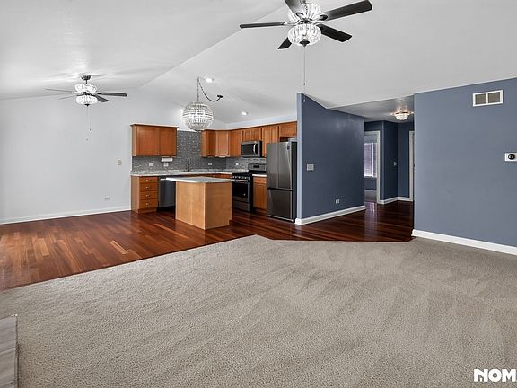 3rd image of 194 Stirling Pl