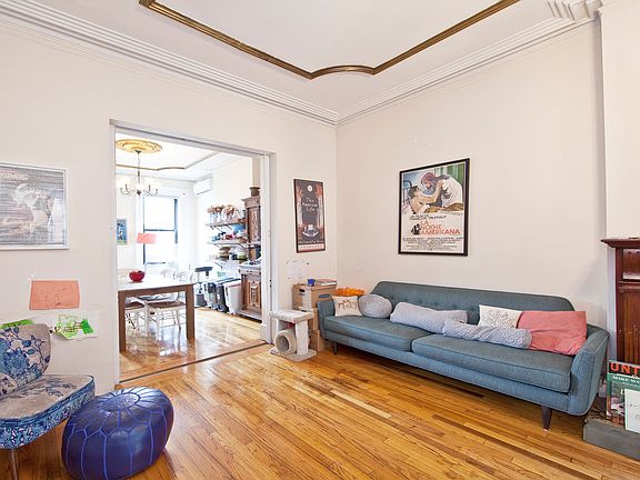 2nd image of 391 De Graw St #Ii