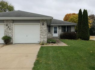 627 Main St APT B, Mazon, IL 60444