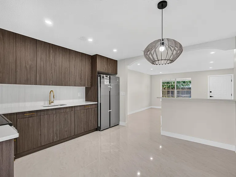 3943 Roan Ct W — Photo 11
