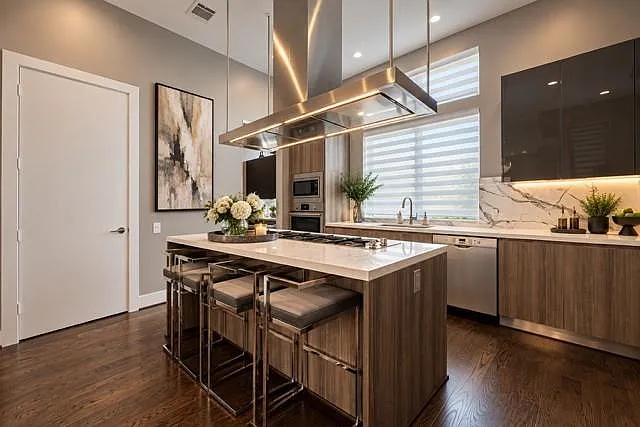 3 bed, 4.5 bath, 2970 sqft, $4,400 — Photo 4