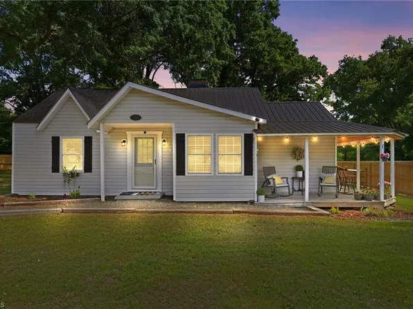7261 State Highway 704, Madison, NC 27025