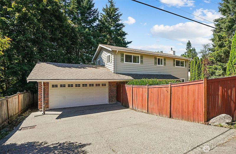 2nd image of 8003 NE 203rd Street