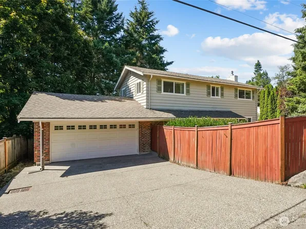 8003 NE 203rd Street, Kenmore, WA 98028