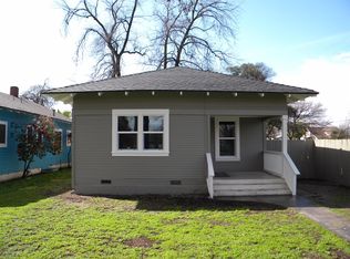 1407 East St, Reedley, CA 93654