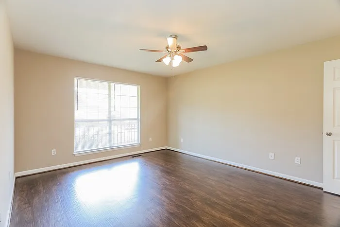 333 Quail Hollow Rd — Photo 9