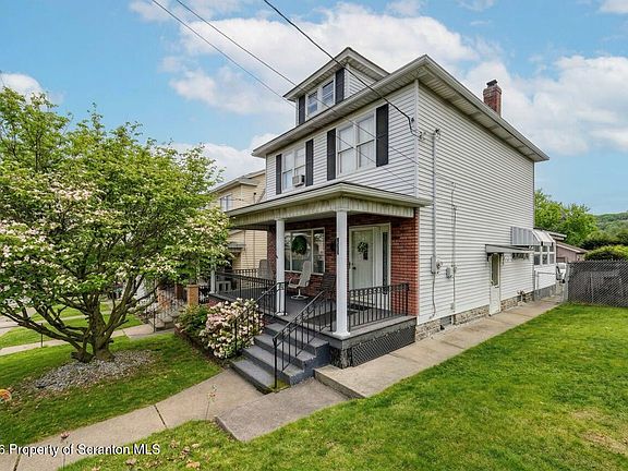 2nd image of 315 Stafford Ave