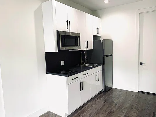 Rented by Corcoran | media 6