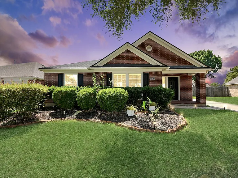20418 Port Bishop Ln — Photo 47