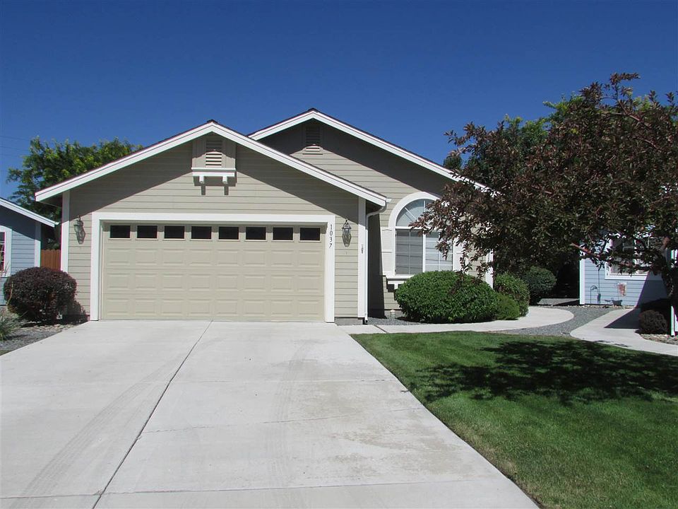 2nd image of 1037 Pinion Pine Dr