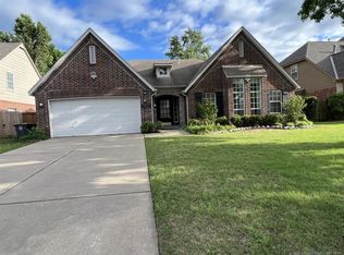 2822 E 103rd St, Tulsa, OK 74137