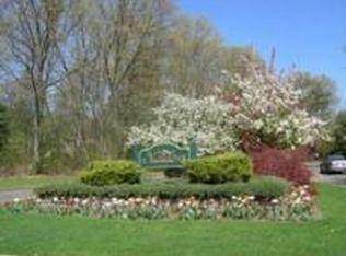 329 The Mdws, Enfield, CT 06082