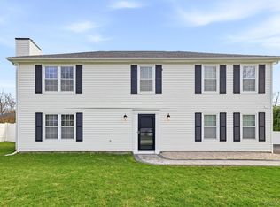 8 Eagle Lane, Poughkeepsie, NY 12601