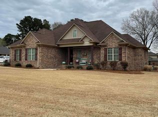 800 Highway 30 W, New Albany, MS 38652