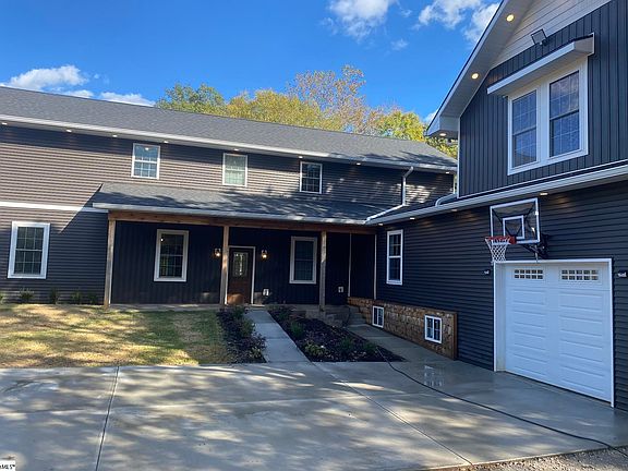 3rd image of 143 Marler Rd
