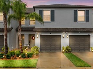 843 Royal Empress Dr, Ruskin, FL 33570