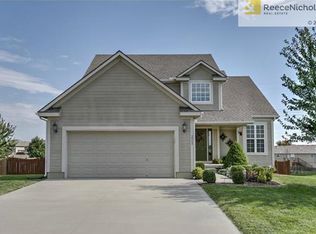 2005 NW Catalpa Ct, Grain Valley, MO 64029