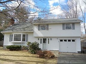 1st image of 7 Dublin Dr