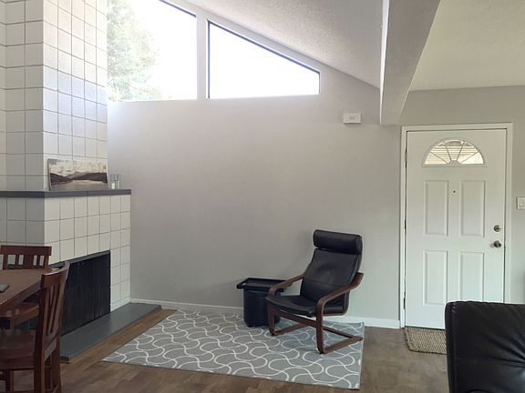 6013 Fireplace