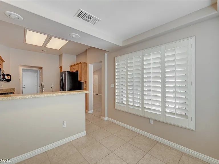 10609 Paradise Point Dr — Photo 10