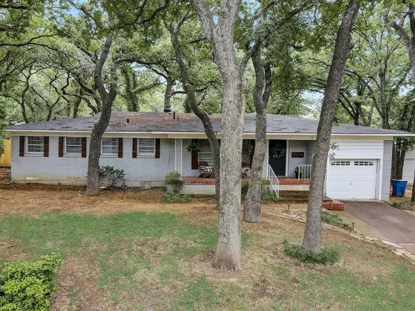 1314 W Cedar St, Arlington, TX 76012