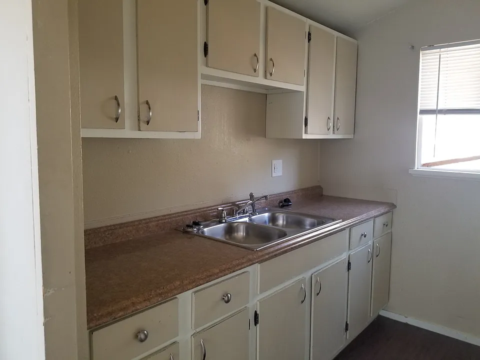 1419 10th St_10142020