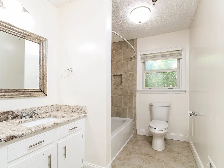 9424 Highgate Rd — Photo 17