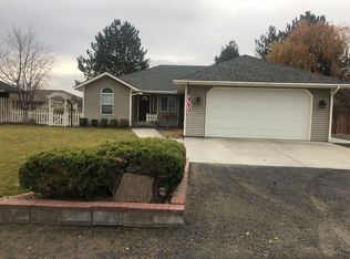 1639 Fairway Dr NE, Moses Lake, WA 98837