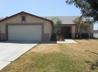 321 Berkshire Rd, Bakersfield, CA 93307