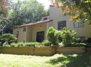 48 Moseman Ave, Katonah, NY 10536