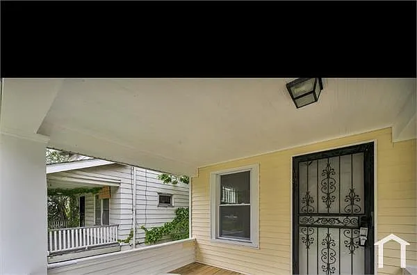 3 bed, 1175 sqft, $1,559 — Photo 4