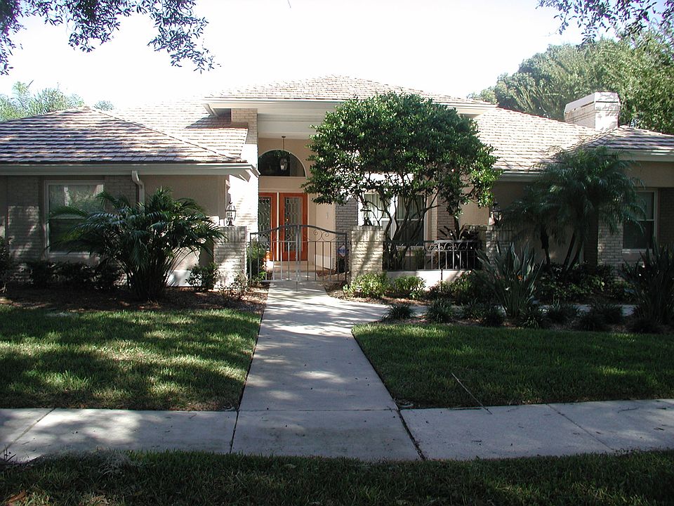 1st image of 3521 Shoreline Cir
