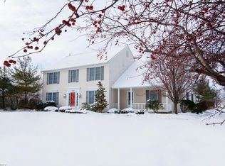 760 Lear Rd, Avon Lake, OH 44012