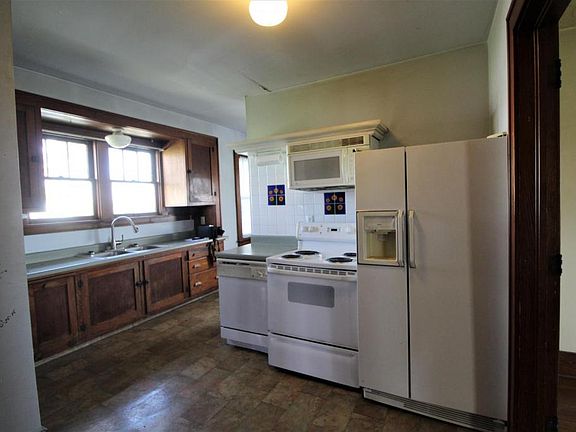 4th image of 4375 E State Road 26
