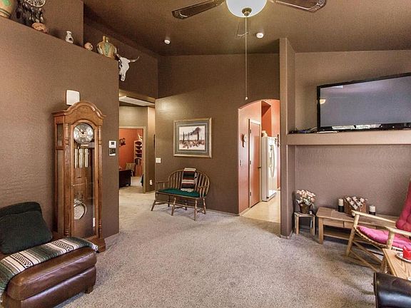 3rd image of 1777 E Desert Breeze Pl