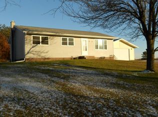 N6906 Pine Ln, Holmen, WI 54636