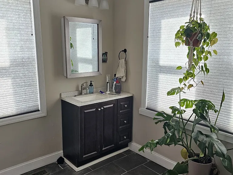 45 W Lakeshore Dr — Photo 9
