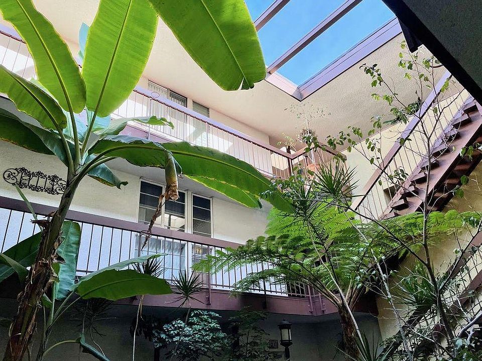 1st image of 1932 Overland Ave APT 204