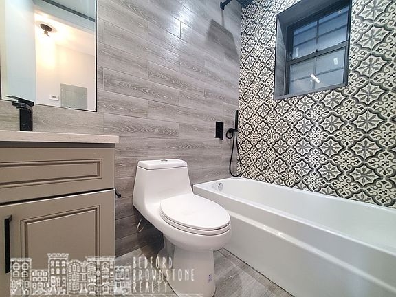 3rd image of 285 E 32nd St #2L