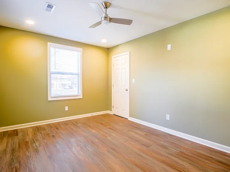 511 Bertrand St #2 — Photo 6