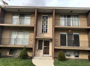 6504 W 63rd St, Chicago, IL 60638