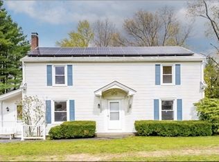 8 Lillian St, Greenfield, MA 01301